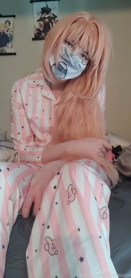 Foto desnuda filtrada de OnlyFans de Zombiebait24