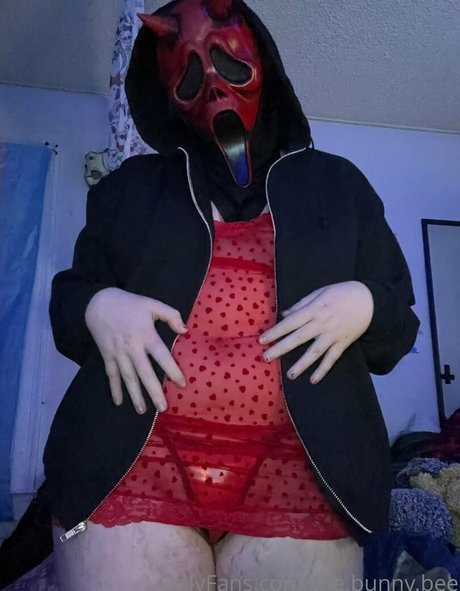 Nahá fotka uniklých OnlyFans od Zomcel