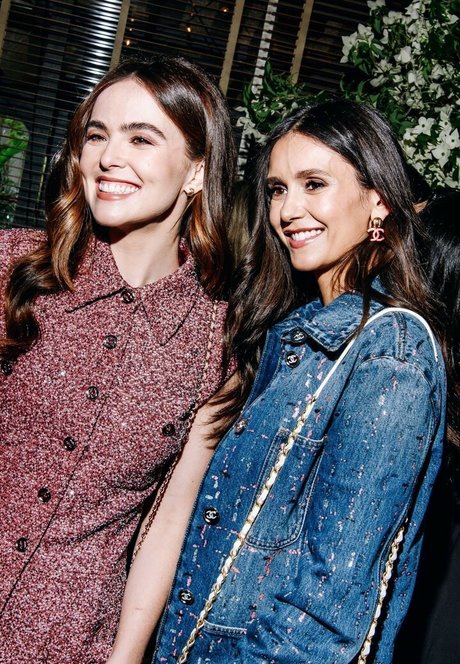 Zoey Deutch