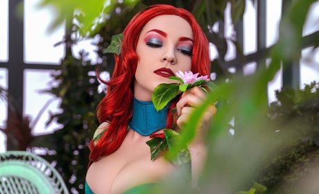 Zoe Volf Cosplay