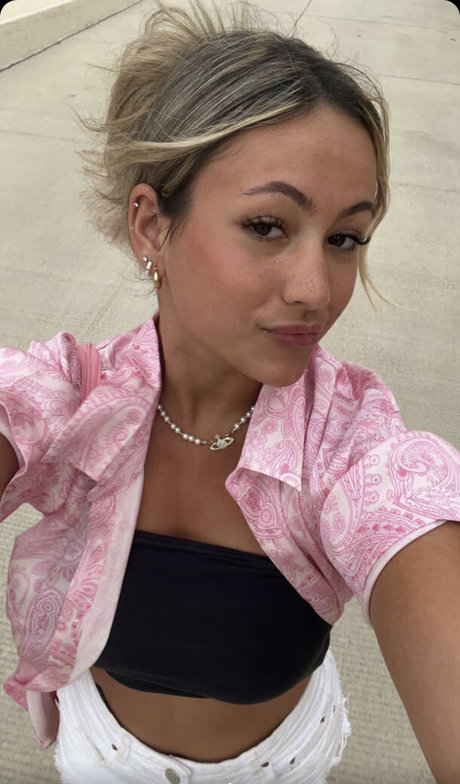 Nahá fotka uniklých OnlyFans od Zoe Ferguson