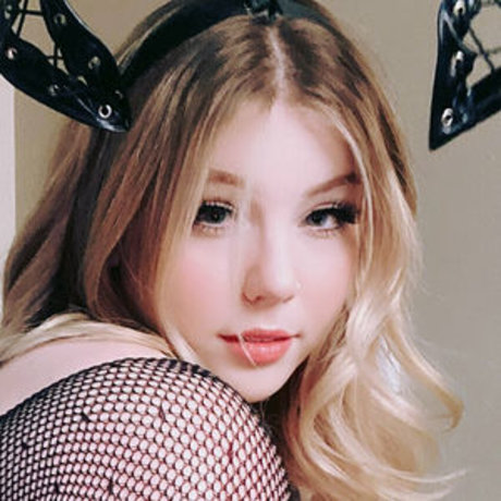 Nahá fotka uniklých OnlyFans od Zoecatfu