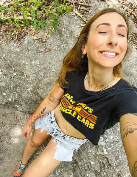 Zoebytheriverfree