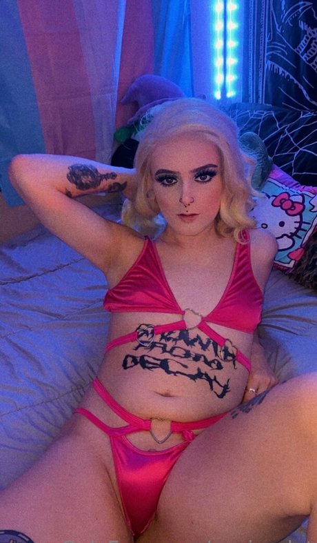 Nahá fotka uniklých OnlyFans od Veeisaslut