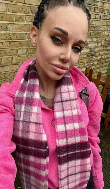 Naken lekkede OnlyFans-bilde av Nakeedprincesss