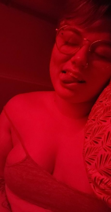 Peachykeenstine22