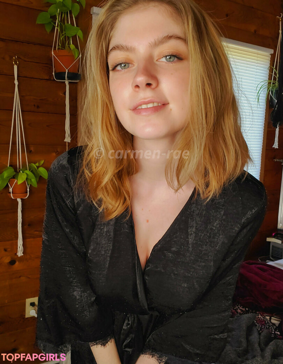 Nahá fotka uniklých OnlyFans od Makoshake #1817