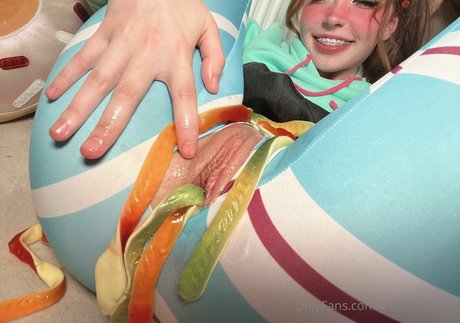 Belle Delphine