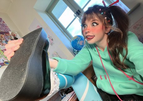 Belle Delphine