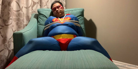 Nahá fotka uniklých OnlyFans od Superheroix