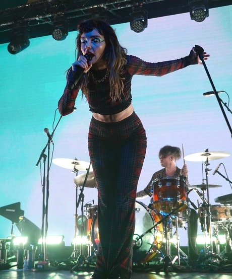 Lauren Mayberry