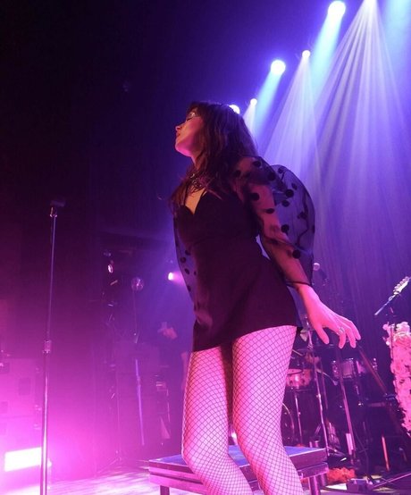 Lauren Mayberry