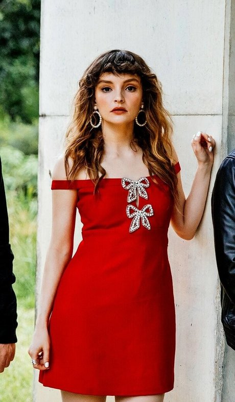 Lauren Mayberry