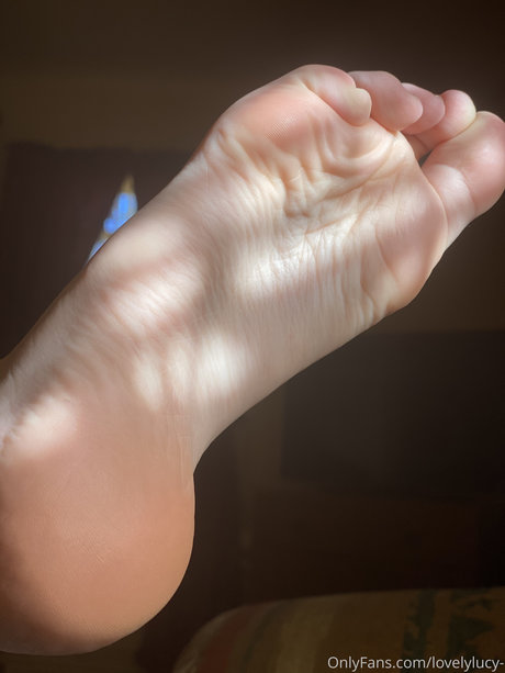 Nacktes geleaktes OnlyFans-Foto von Lucy James Lovelylucy