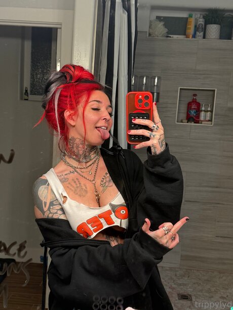 Обнаженная фотография утечки OnlyFans от Trippylyd