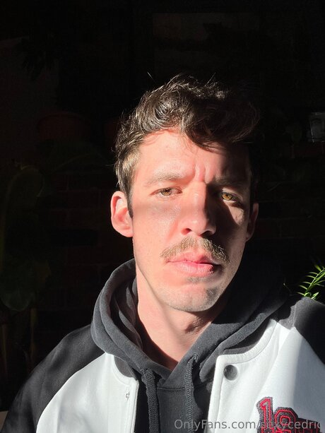 Naken läckt OnlyFans-bild av Sexycedric