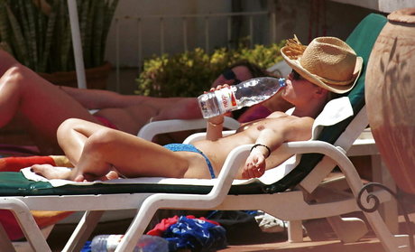 Nacktes geleaktes OnlyFans-Foto von Amanda Holden
