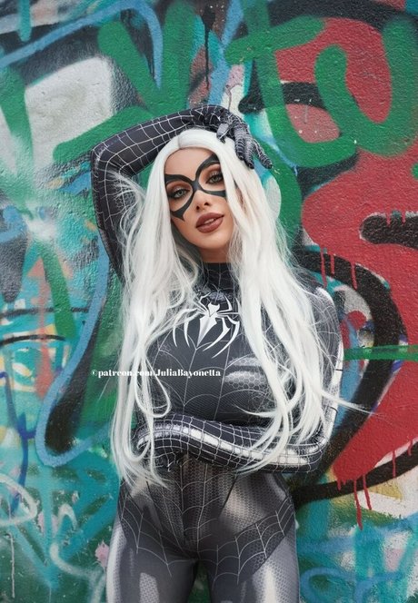 Julia Bayonetta