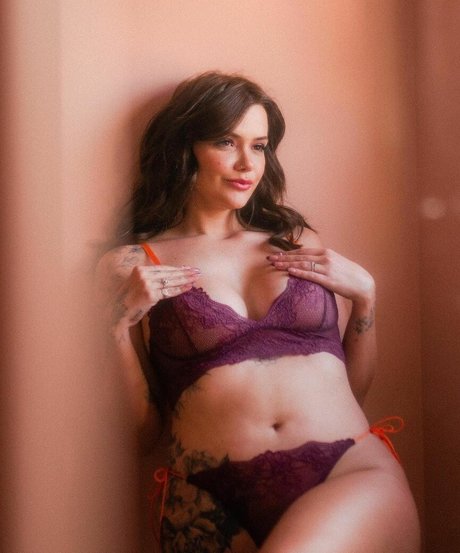 Nahá fotka uniklých OnlyFans od Marcela Mcgowan