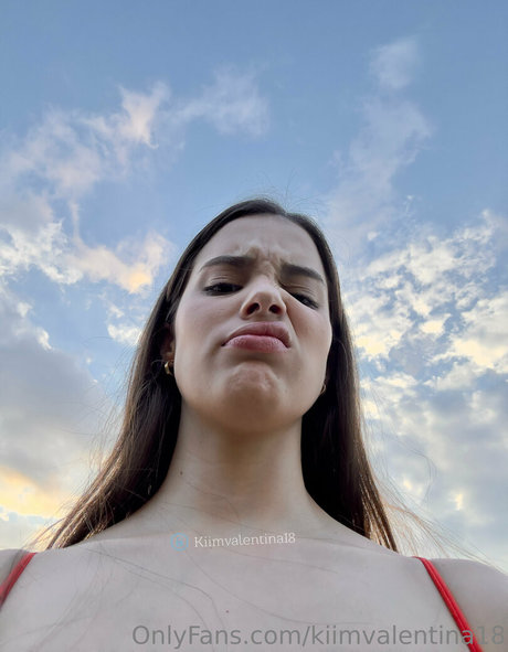 Naken lekkede OnlyFans-bilde av Kiimvalentina18