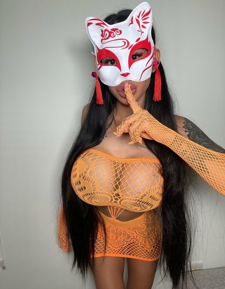 Обнаженная фотография утечки OnlyFans от Hotwives Xxx