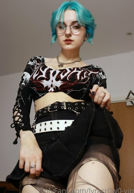Lyra Crow
