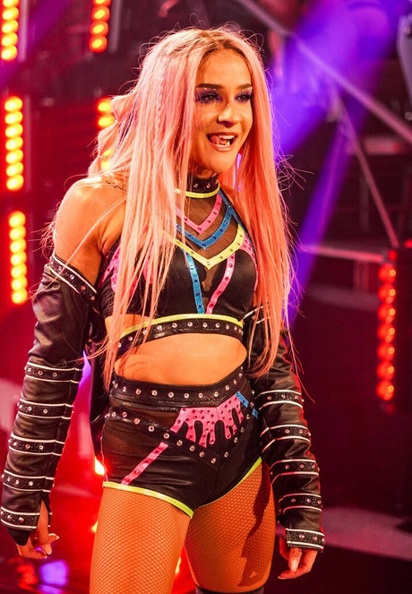 Dakota Kai