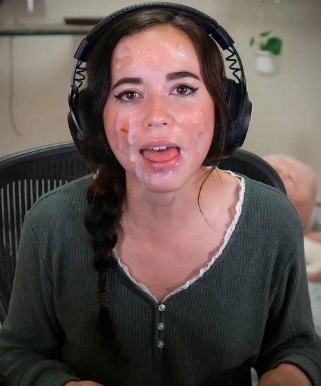 Foto nua vazada do OnlyFans de Mayahiga