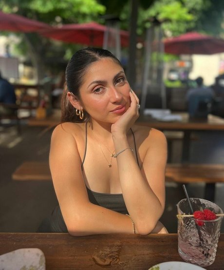 Alondra Delgado
