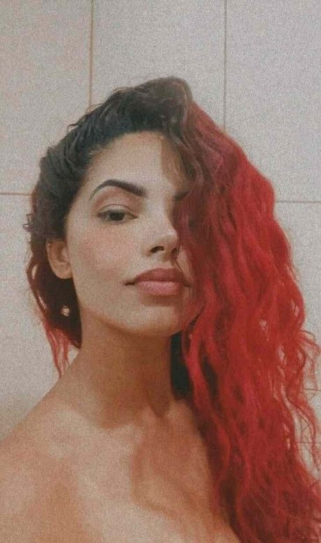 Amanda Miury
