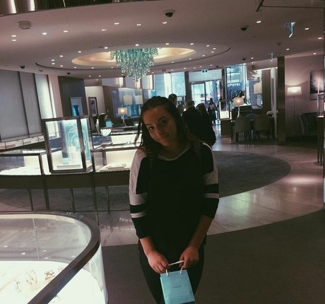 Alasti lekkinud OnlyFans-i pilt Alanna Pow