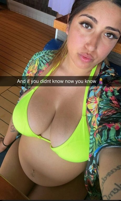 Naken läckt OnlyFans-bild av Bitchhhhlurking