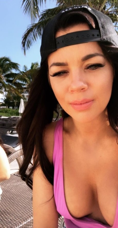 Nacktes geleaktes OnlyFans-Foto von Jackie Redmond