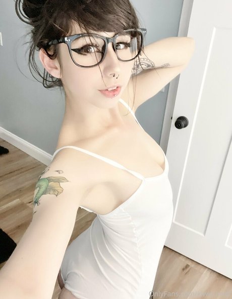 Nagie wyciekłe zdjęcie OnlyFans od Kiwisunset