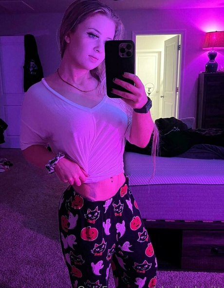 Shelby Dueitt  nude leaked OnlyFans photo