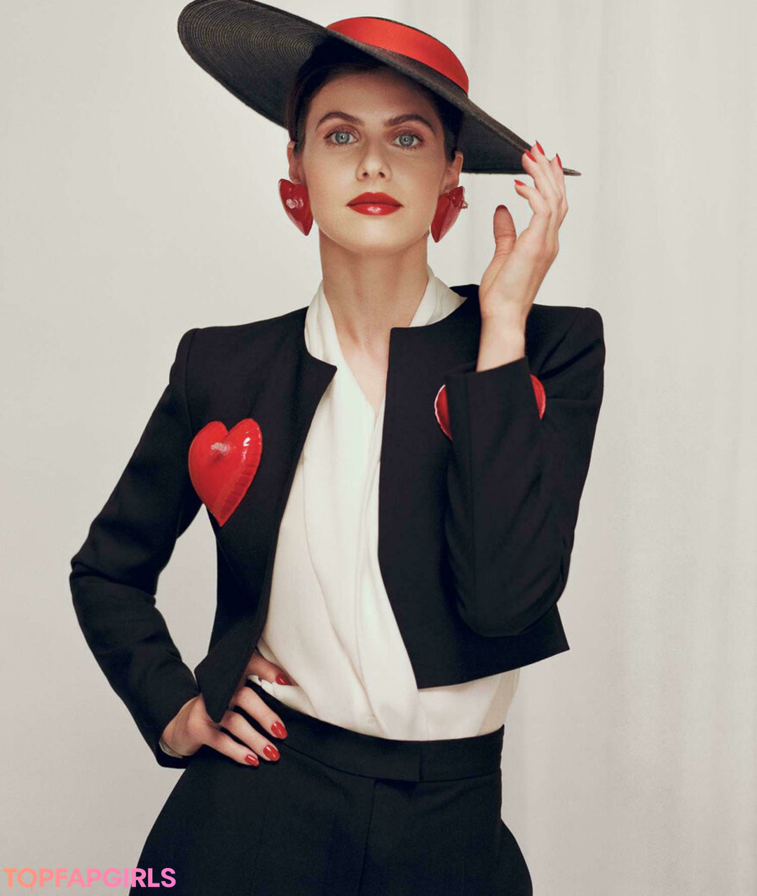 Naken läckt OnlyFans-bild av Alexandra Daddario #1349