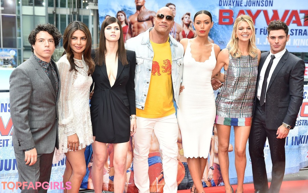 Foto nua vazada do OnlyFans de Alexandra Daddario #274