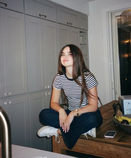 Landry Bender