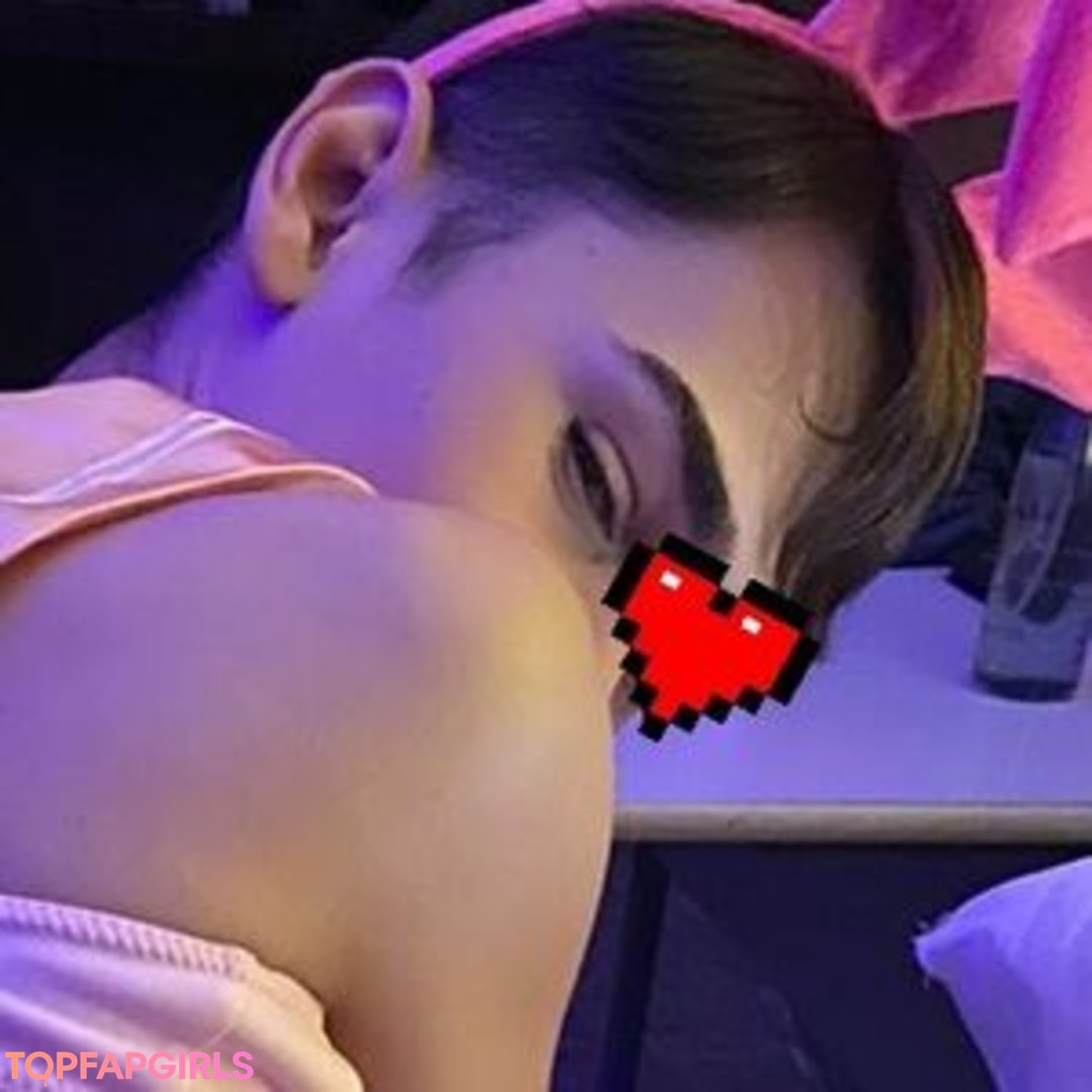 Alaston vuotanut OnlyFans-kuva Angel Boy #11