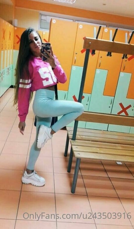 Naken lekkede OnlyFans-bilde av Alicel