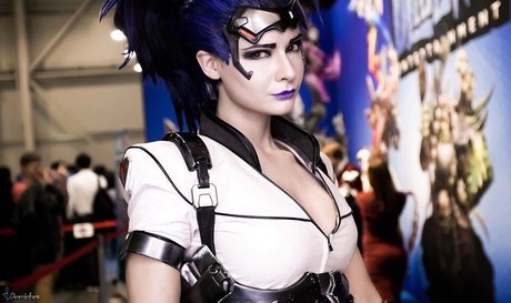 Jannet In Cosplay