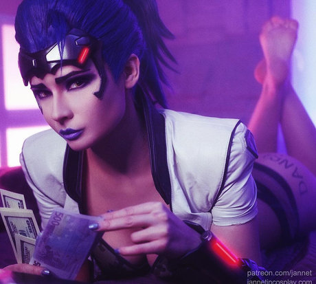 Jannet In Cosplay