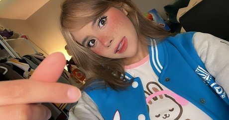 Nahá fotka uniklých OnlyFans od Neekolul