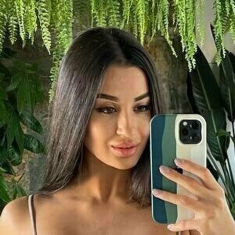 Linda_pretty