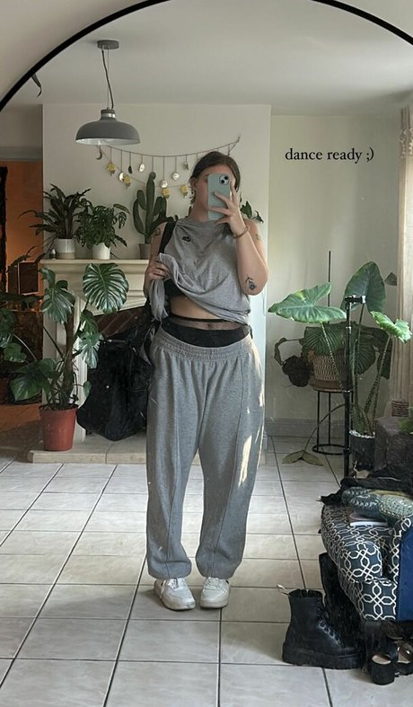 Naken läckt OnlyFans-bild av Isabella Dorta