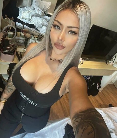 Nahá fotka uniklých OnlyFans od Samitaxxx