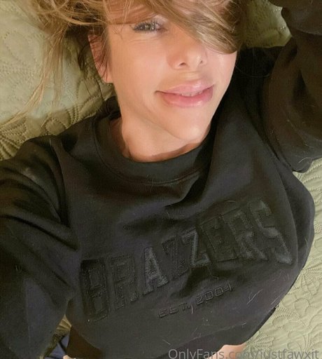 Justfawxit  nude leaked OnlyFans photo