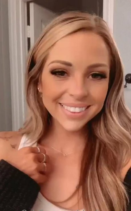 Naken lekkede OnlyFans-bilde av Charlierosex