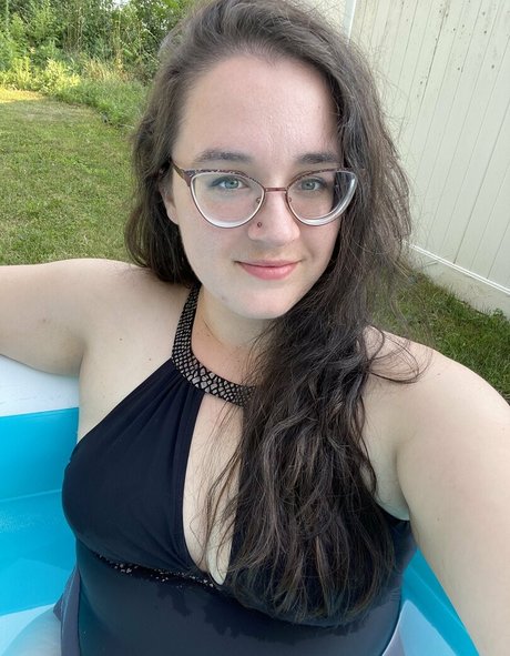 Nahá fotka uniklých OnlyFans od Mossyoak235