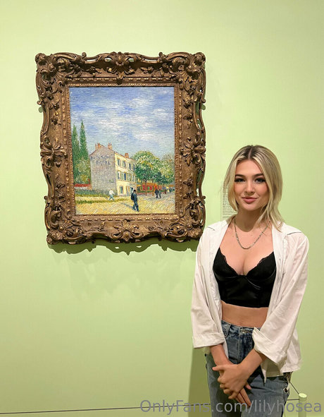 Nahá fotka uniklých OnlyFans od Lilyhosea